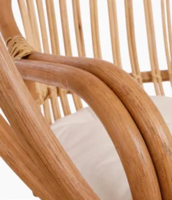 Mica Decorations Fauteuil Suspendu En Rotin Blanca Marron Clair Avec Coussin De Chaise L57 X L 91 X H 114 Cm -Jardin Meubles Magasin 1028x1200 2