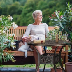 Relaxdays Table De Jardin Ronde - Table De Balcon Avec Trou De Parasol - Table Basse - Table D'appoint De Jardin -Jardin Meubles Magasin 1200x1200 1406