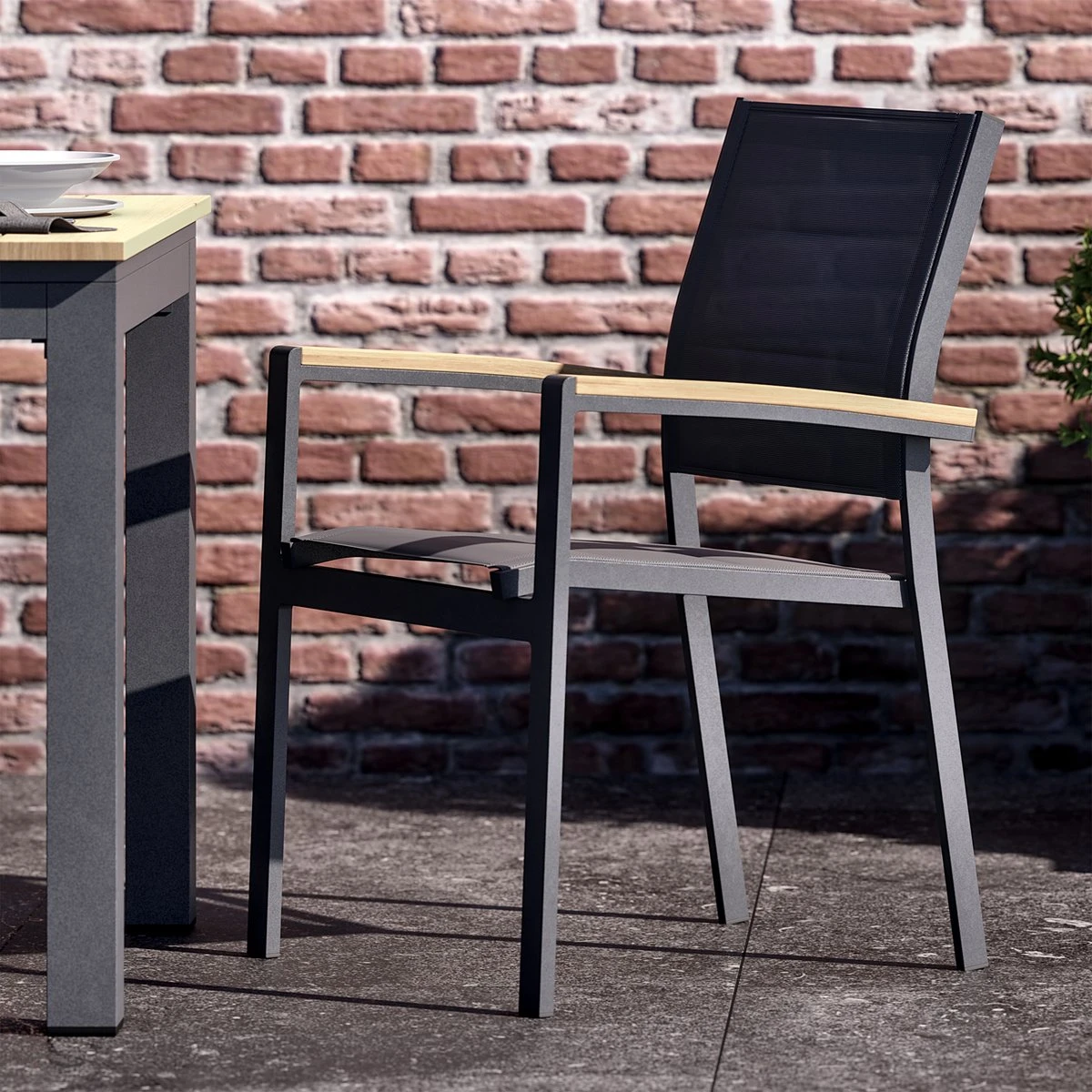 NATERIAL - Set De 4 Chaises De Jardin SAN DIEGO Avec Accoudoirs - 4 X Chaises De Jardin - Empilables - Aluminium - Textilène - Gris Foncé - Eucalyptus - Chaises De Terrasse - Chaises De Salle à Manger 4 NATERIAL - Set De 4 Chaises De Jardin SAN DIEGO Avec Accoudoirs - 4 X Chaises De Jardin - Empilables - Aluminium - Textilène - Gris Foncé - Eucalyptus - Chaises De Terrasse - Chaises De Salle à Manger – Image 4