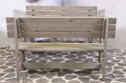 Set Pique-Nique Tyrol Avec Dossiers Table Entrée Ouverte + 2 Canapés 150cm Bois Certifié FSC® 4 Personnes Gris Wash 21 Set Pique-Nique Tyrol Avec Dossiers Table Entrée Ouverte + 2 Canapés 150cm Bois Certifié FSC® 4 Personnes Gris Wash -Jardin Meubles Magasin 1200x791 1