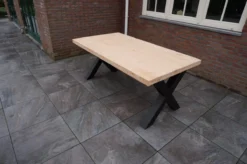 Table à Manger Industrielle Douglas 280cm Avec Structure En X Noir Mat Pour Usage Intérieur Et Extérieur -Jardin Meubles Magasin 1200x796 3
