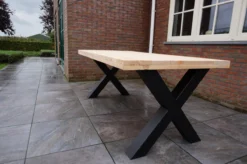 Table à Manger Industrielle Douglas Avec Structure En X Noir Mat Pour Une Utilisation Intérieure Et Extérieure -Jardin Meubles Magasin 1200x796 59