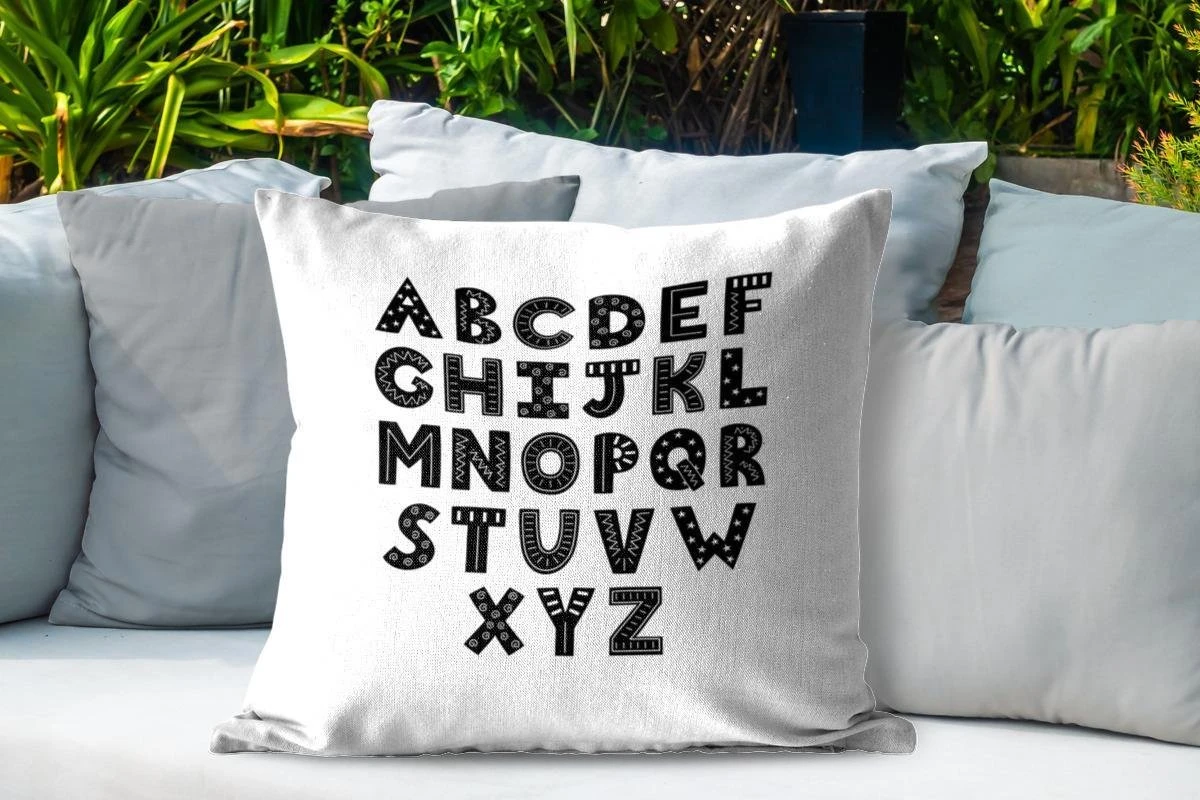 Coussins D'extérieur - Jardin - Illustration Alphabet Avec Lettres Décorées Et Noires - 60x60 Cm 4 Coussins D'extérieur - Jardin - Illustration Alphabet Avec Lettres Décorées Et Noires - 60x60 Cm – Image 4