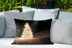 Coussins D'extérieur - Jardin - Un Sapin De Noël Illuminé La Nuit - 60x40 Cm -Jardin Meubles Magasin 1200x800 182