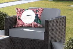 Coussins D'extérieur - Jardin - Citation Maison ' Bloom Baby Bloom' Sur Fond De Fleurs Roses - 60x40 Cm 9 Coussins D'extérieur - Jardin - Citation Maison ' Bloom Baby Bloom' Sur Fond De Fleurs Roses - 60x40 Cm -Jardin Meubles Magasin 1200x800 275