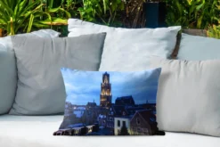 Coussins D'extérieur - Jardin - Le Dom à Utrecht Avec Un Ciel Sombre - 50x30 Cm -Jardin Meubles Magasin 1200x800 318
