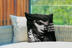 Coussin D'extérieur - Femme - Bijoux - Zwart - Wit - 45x45 Cm - Résistant Aux Intempéries -Jardin Meubles Magasin 1200x800 329