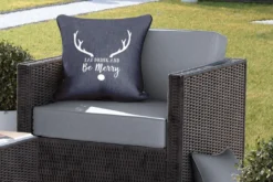 Coussins D'extérieur - Jardin - Citation Mangez, Buvez Et Soyez Joyeux Noël Décoration Murale Blanc Sur Noir - 50x50 Cm 9 Coussins D'extérieur - Jardin - Citation Mangez, Buvez Et Soyez Joyeux Noël Décoration Murale Blanc Sur Noir - 50x50 Cm -Jardin Meubles Magasin 1200x800 390