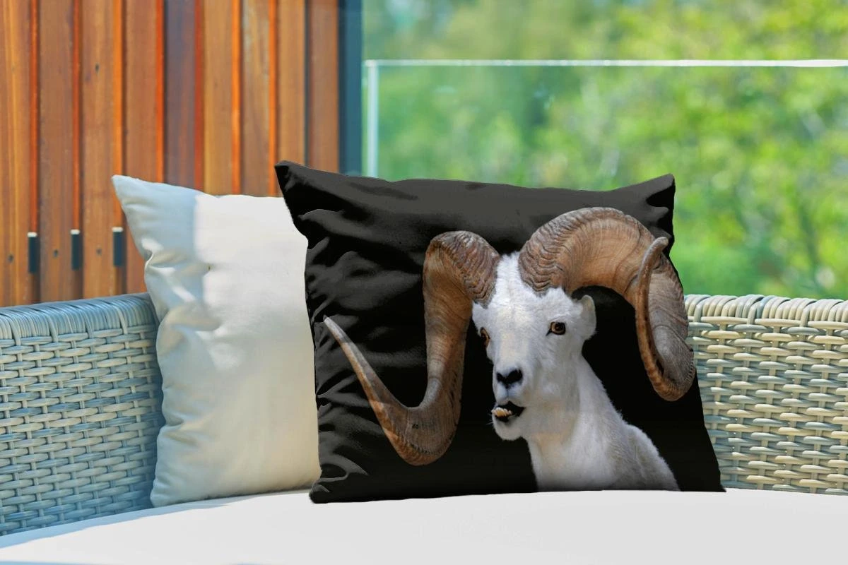 Coussins D'extérieur - Jardin - Buck Aux Grandes Cornes Sur Fond Noir - 60x40 Cm 3 Coussins D'extérieur - Jardin - Buck Aux Grandes Cornes Sur Fond Noir - 60x40 Cm – Image 3