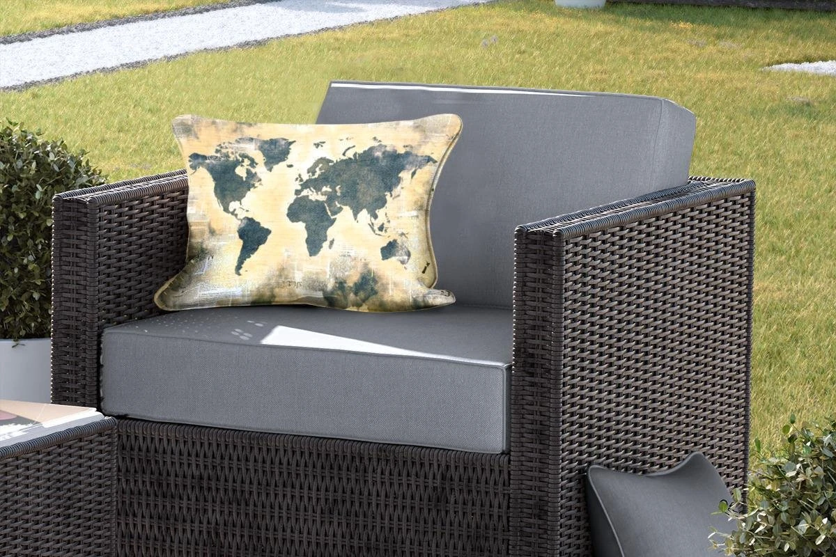 Coussins D'extérieur - Jardin - Carte Du Monde Sombre Avec Peinture Orange Et Gris Foncé Sur Fond De Papier Journal - 50x30 Cm 5 Coussins D'extérieur - Jardin - Carte Du Monde Sombre Avec Peinture Orange Et Gris Foncé Sur Fond De Papier Journal - 50x30 Cm – Image 5