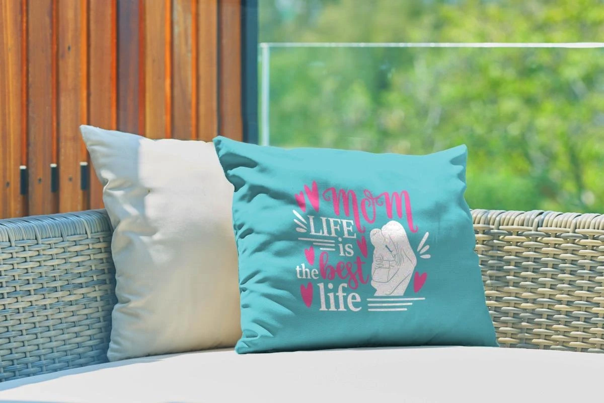 Coussins D'extérieur - Jardin - Citation Fête Des Mères La Vie De Mom Est La Meilleure Vie Sur Fond Bleu - 50x30 Cm 3 Coussins D'extérieur - Jardin - Citation Fête Des Mères La Vie De Mom Est La Meilleure Vie Sur Fond Bleu - 50x30 Cm – Image 3