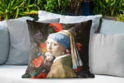 Sierkussen Outdoor - Boucle D'oreille Fille Avec Une Perle - Vermeer - Fleurs - 60x60 Cm - Résistant Aux Intempéries -Jardin Meubles Magasin 1200x800 453