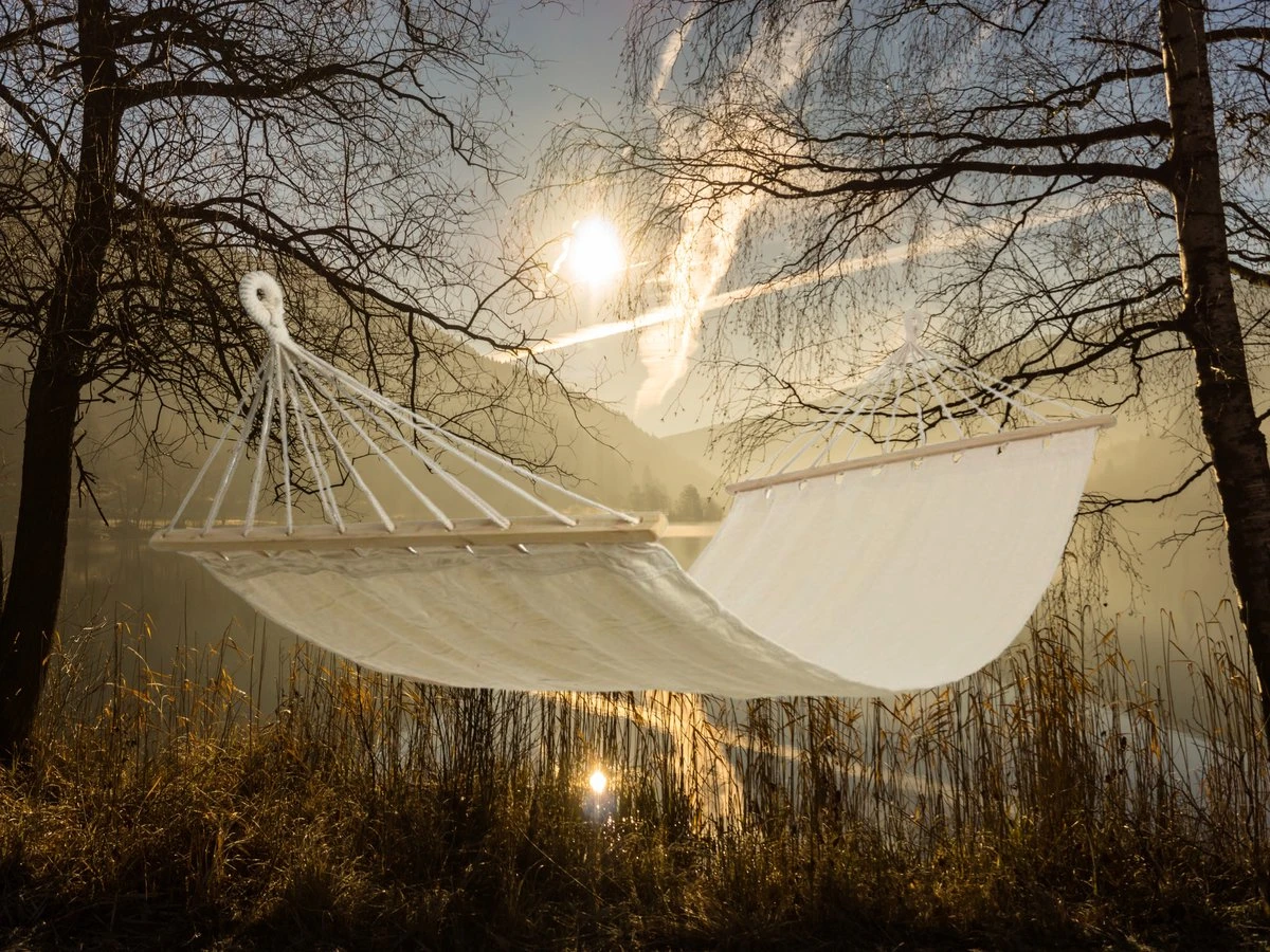 Hamac De Luxe Qualix Avec Barre D'écartement - Beige - 100% Katoen - Confortable - Comprend 2 Mousquetons - Sans Support - Avec Matériel De Fixation - 100 X 200 Cm 5 Hamac De Luxe Qualix Avec Barre D'écartement - Beige - 100% Katoen - Confortable - Comprend 2 Mousquetons - Sans Support - Avec Matériel De Fixation - 100 X 200 Cm – Image 5