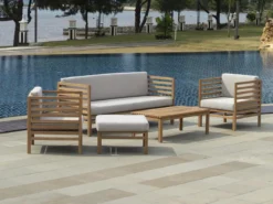 Salon De Jardin En Teck MYLIA : 1 Canapé 3 Places + 2 Fauteuils + 1 Pouf + 1 Table Basse - Naturel Clair - LINERI L 200 Cm X H 79 Cm X P 74 Cm